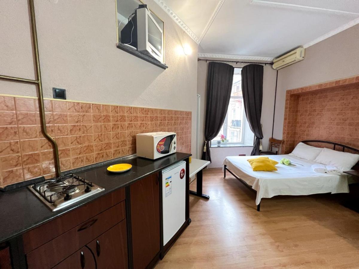 Apartment In The Historic Center Kiev Luaran gambar