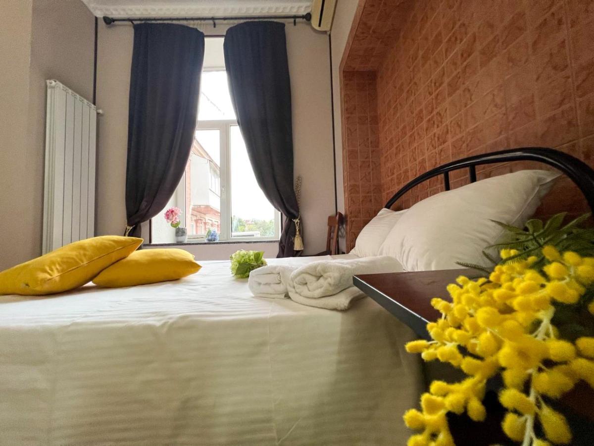 Apartment In The Historic Center Kiev Luaran gambar