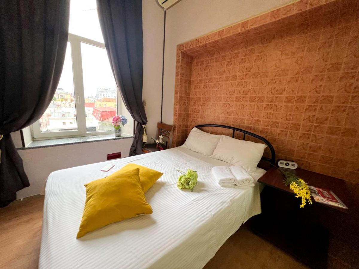 Apartment In The Historic Center Kiev Luaran gambar