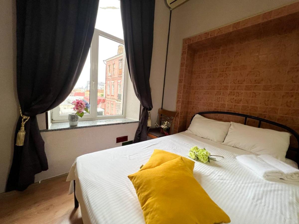 Apartment In The Historic Center Kiev Luaran gambar