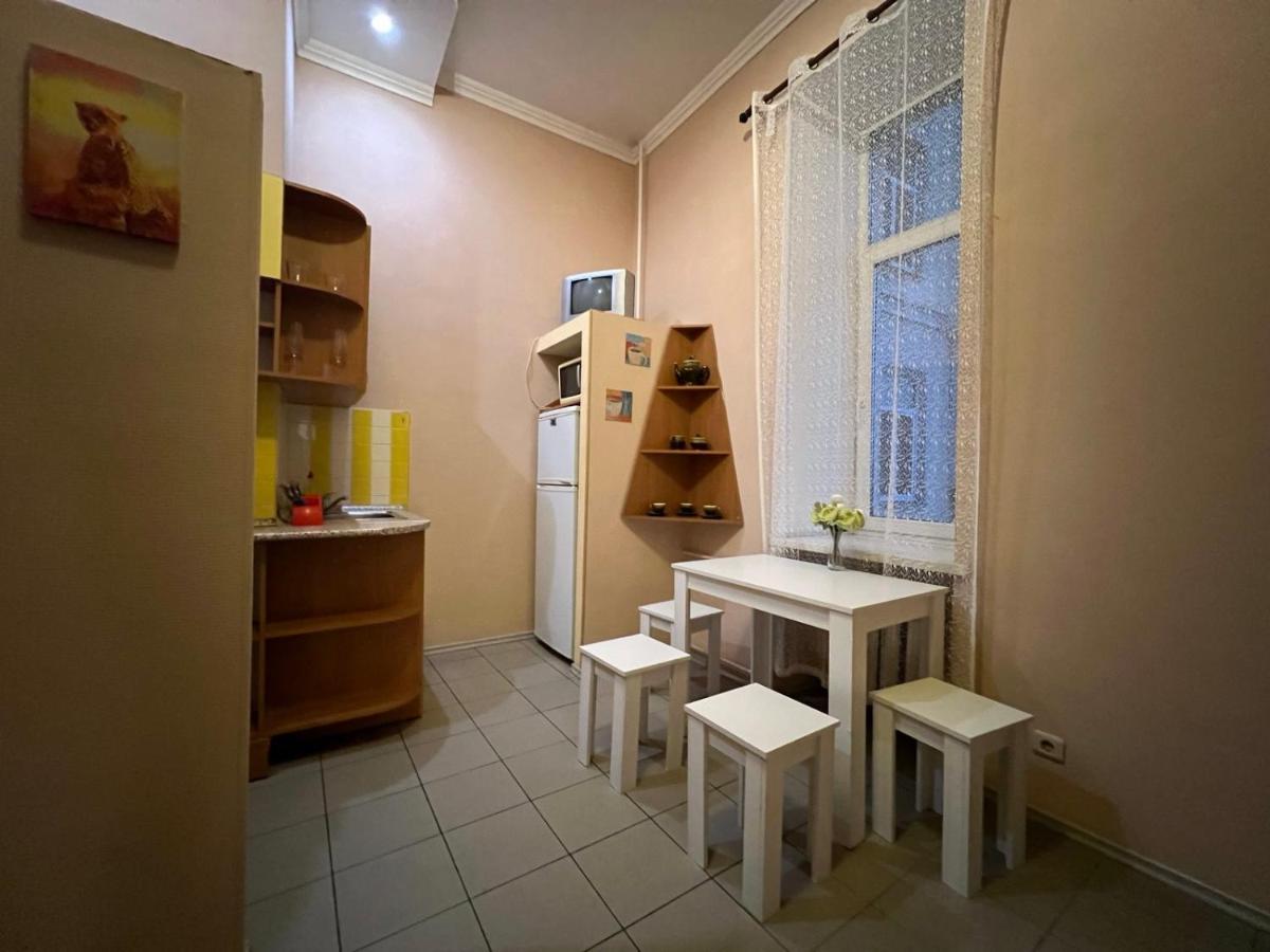 Apartment In The Historic Center Kiev Luaran gambar