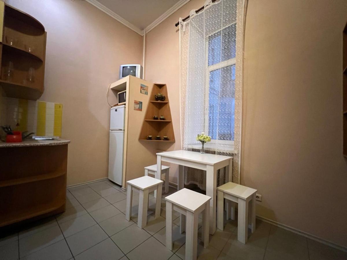 Apartment In The Historic Center Kiev Luaran gambar